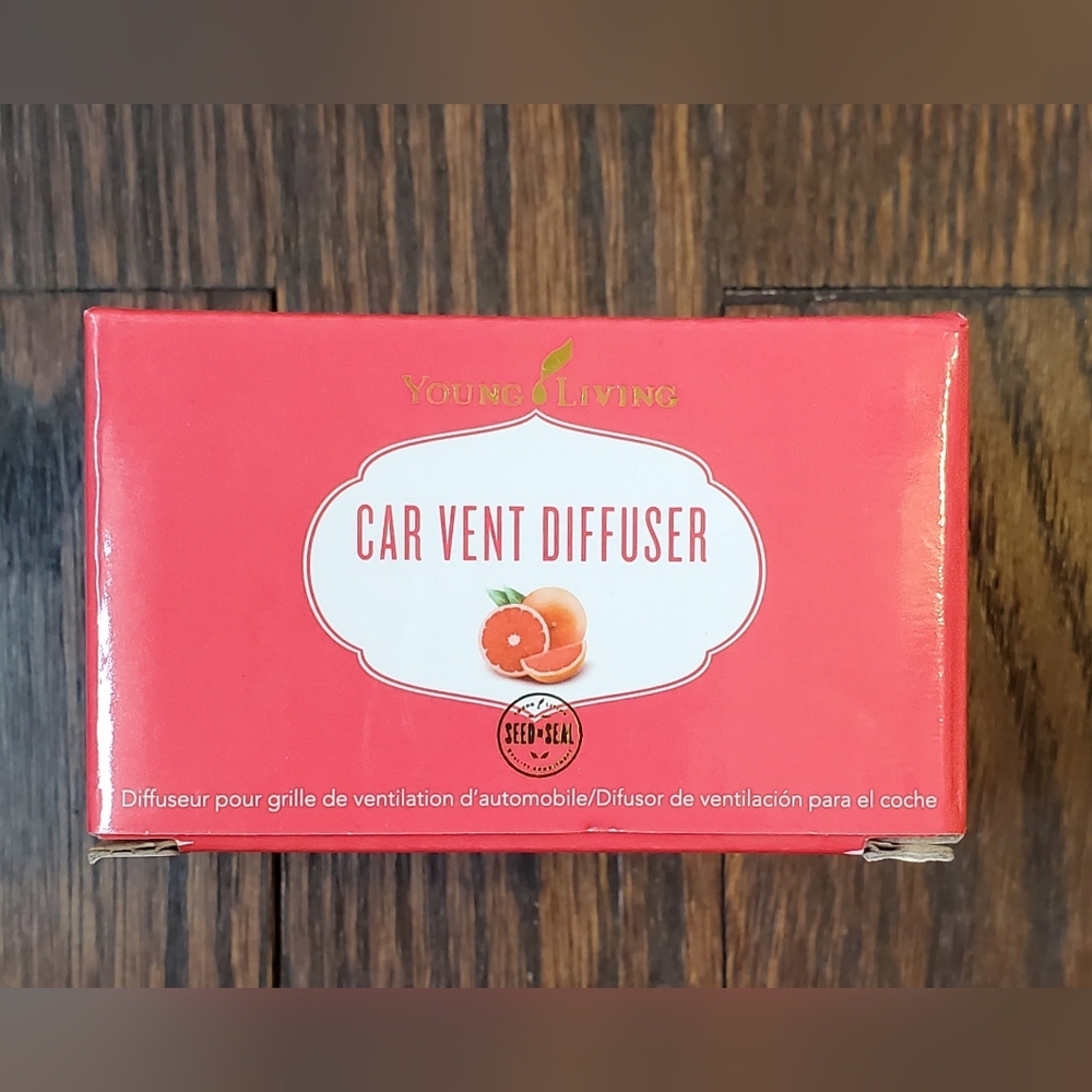 Young Living Car Vent Diffuser - Picture 2 of 4